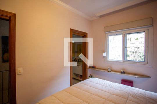 Quarto Suíte de casa à venda com 3 quartos, 200m² em Centro, Diadema