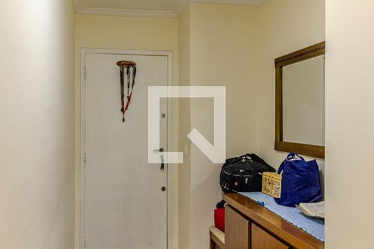 Corredor de Entrada de apartamento para alugar com 1 quarto, 45m² em Vila Buarque, São Paulo