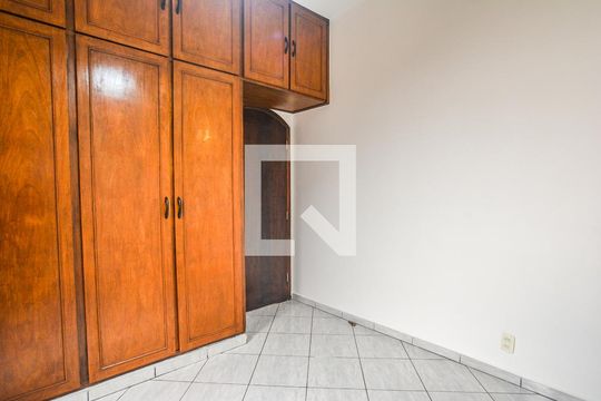quarto 1 de casa à venda com 3 quartos, 220m² em Vila Floresta, Santo André