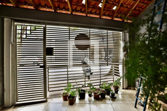 Garagem de casa à venda com 3 quartos, 120m² em Mooca, São Paulo