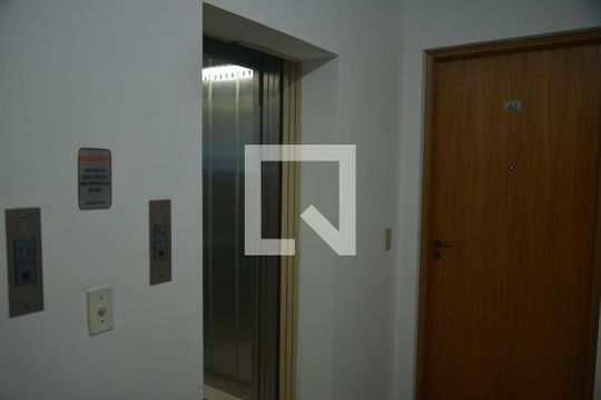 Área comum  de apartamento para alugar com 3 quartos, 66m² em Vila Valparaíso, Santo André
