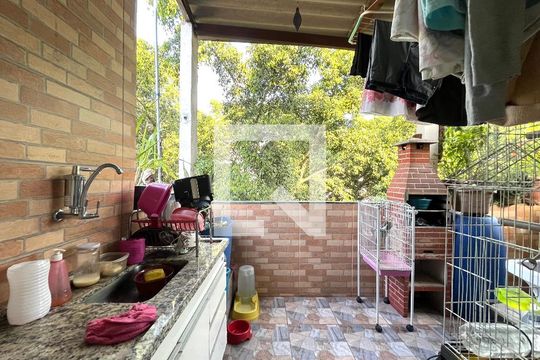 Área de Serviço de casa à venda com 2 quartos, 120m² em Cidade Domitila, São Paulo