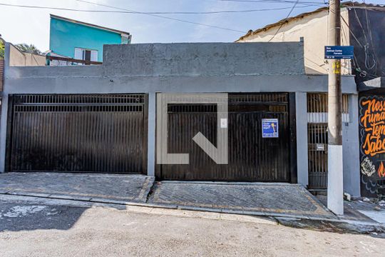 Fachada de casa para alugar com 2 quartos, 75m² em Chácara Inglesa, São Paulo