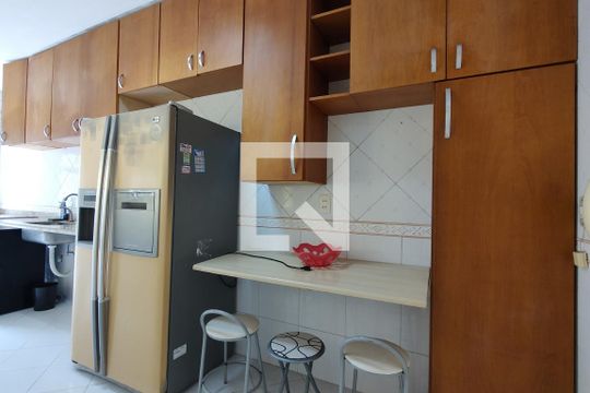 Cozinha - Armários de casa de condomínio à venda com 4 quartos, 250m² em Anil, Rio de Janeiro