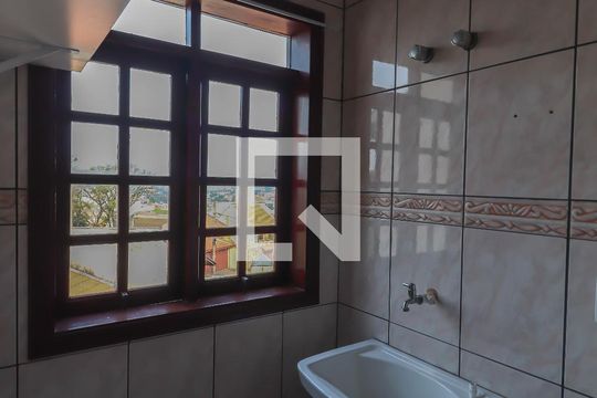 Área de Serviço de casa à venda com 4 quartos, 260m² em Vila Galvão, Jundiaí