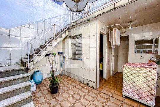 Área externa de casa para alugar com 3 quartos, 130m² em Jardim Anália Franco, São Paulo