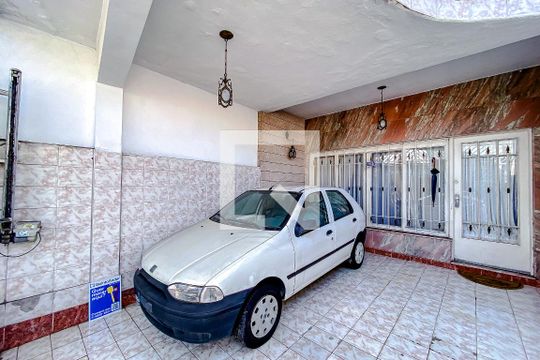 Garagem de casa para alugar com 3 quartos, 130m² em Jardim Anália Franco, São Paulo