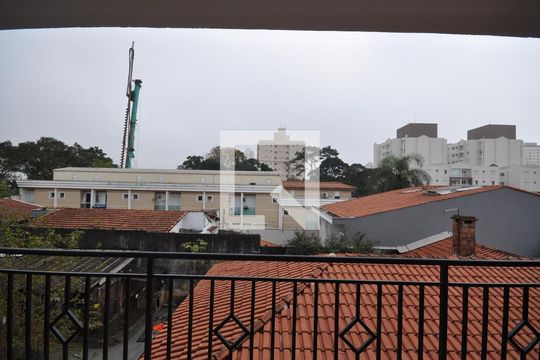 Vista da Sala de apartamento para alugar com 2 quartos, 42m² em Vila Nivi, São Paulo