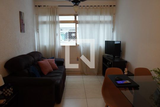 Sala de apartamento à venda com 2 quartos, 57m² em Sumaré, São Paulo