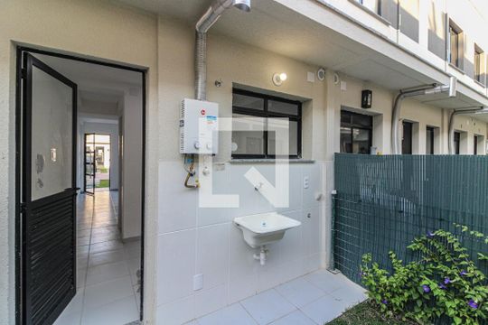 Área externa e Área de Serviço de casa de condomínio para alugar com 2 quartos, 60m² em Vargem Grande, Rio de Janeiro