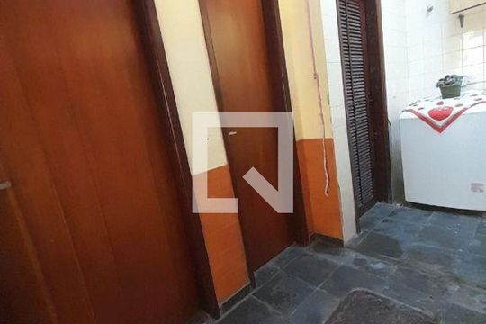 Casa à venda com 3 quartos, 130m² em Itaipu, Niterói