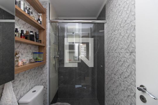 Banheiro Social de apartamento à venda com 3 quartos, 69m² em Vila Guilherme, São Paulo