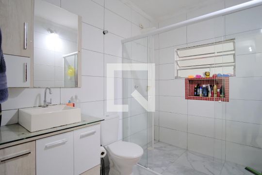 Banheiro Social de casa à venda com 3 quartos, 260m² em Vila Carlos de Campos, São Paulo