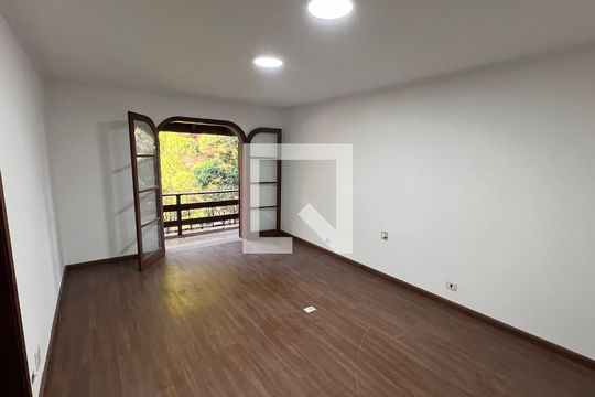 Suite 1  de casa para alugar com 4 quartos, 929m² em Vila Madalena, São Paulo