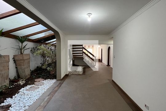 Hall social de casa à venda com 4 quartos, 929m² em Vila Madalena, São Paulo