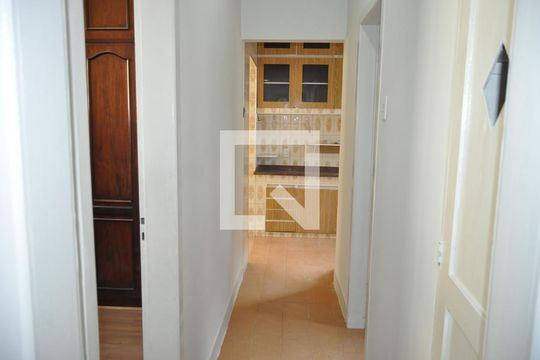 Corredor de apartamento à venda com 4 quartos, 183m² em Riachuelo, Rio de Janeiro