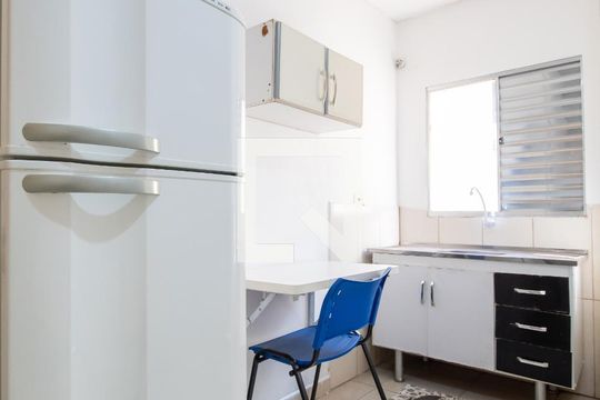 Studio de kitnet/studio para alugar com 1 quarto, 19m² em Vila Yara, Osasco
