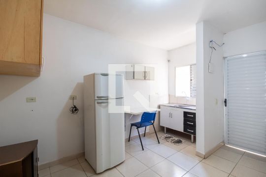 Kitnet/Studio para alugar com 1 quarto, 19m² em Vila Yara, Osasco