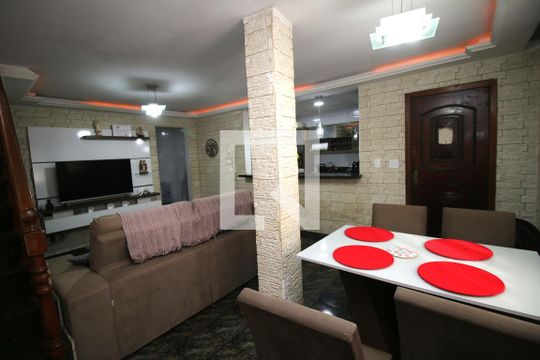 Sala de casa à venda com 2 quartos, 100m² em Braz de Pina, Rio de Janeiro