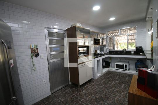 Cozinha de casa à venda com 2 quartos, 100m² em Braz de Pina, Rio de Janeiro