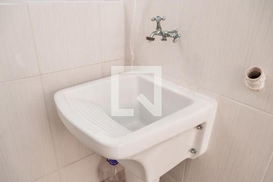 Lavanderia de casa para alugar com 1 quarto, 50m² em Centro, Embu das Artes