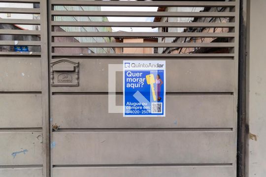 Plaquinha de casa para alugar com 2 quartos, 75m² em Vila Nova Curuca, São Paulo