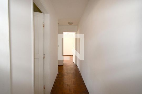 Corredor de casa à venda com 2 quartos, 116m² em Vila Arriete, São Paulo