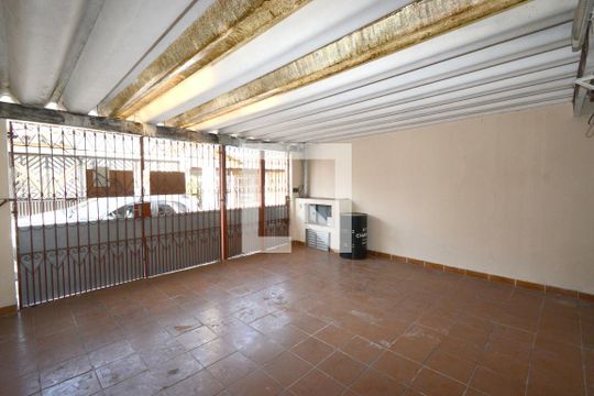 Garagem de casa à venda com 2 quartos, 116m² em Vila Arriete, São Paulo