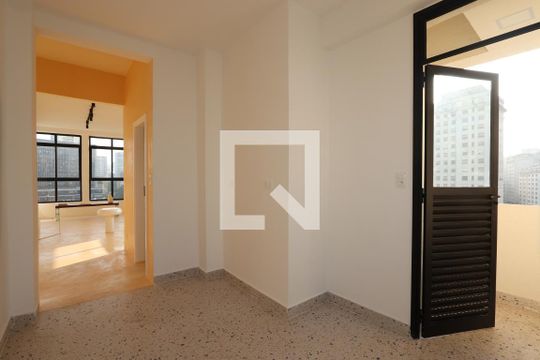 Cozinha de kitnet/studio para alugar com 1 quarto, 75m² em Centro, São Paulo