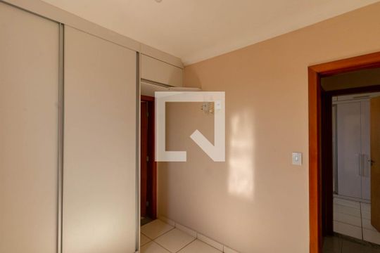 Quarto 2 de apartamento à venda com 2 quartos, 50m² em Santa Branca, Belo Horizonte