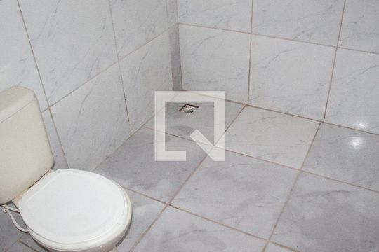 Banheiro 1 de casa para alugar com 2 quartos, 48m² em Colônia, Ribeirão Pires