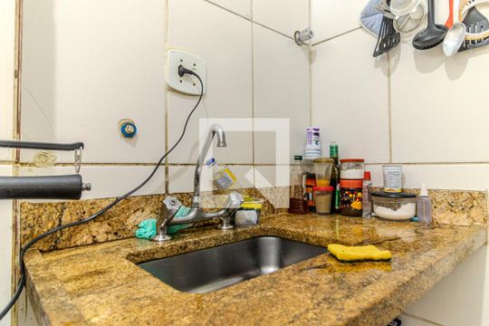 Cozinha de kitnet/studio à venda com 1 quarto, 29m² em Santa Cecilia, São Paulo