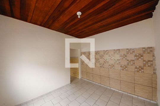 Quarto de casa para alugar com 1 quarto, 60m² em Vila California, São Paulo