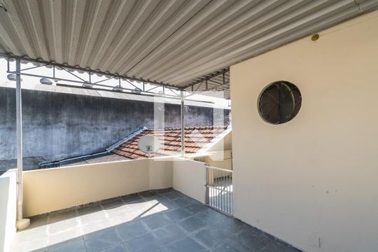 Terraço de casa de condomínio para alugar com 2 quartos, 140m² em Penha, Rio de Janeiro
