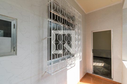 Varanda da entrada de casa de condomínio para alugar com 2 quartos, 140m² em Penha, Rio de Janeiro