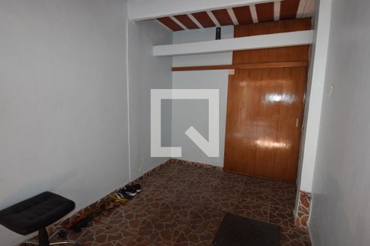 Garagem de casa para alugar com 3 quartos, 200m² em Vila São Luis, Duque de Caxias
