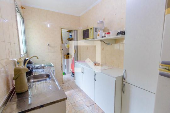 Cozinha de apartamento para alugar com 1 quarto, 41m² em Boqueirão, Praia Grande
