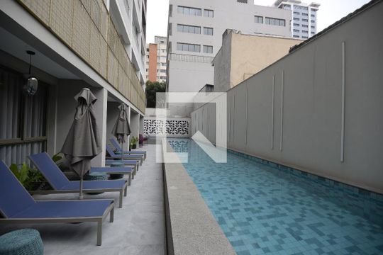 Piscina de kitnet/studio à venda com 1 quarto, 20m² em Paraíso, São Paulo