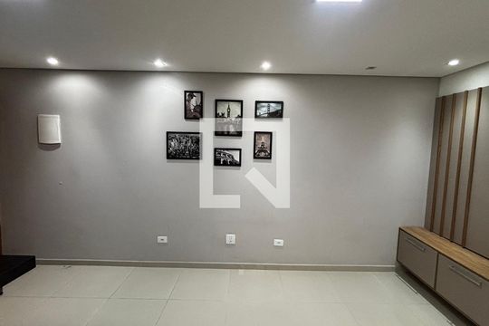 Sala de apartamento à venda com 2 quartos, 60m² em Jardim Ana Maria, Santo André