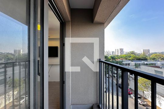 Sacada de kitnet/studio à venda com 1 quarto, 24m² em Campo Belo, São Paulo