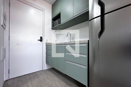 Studio de kitnet/studio à venda com 1 quarto, 24m² em Campo Belo, São Paulo