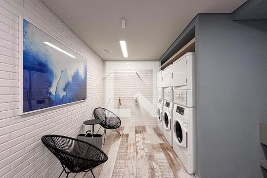 Área comum de kitnet/studio para alugar com 1 quarto, 24m² em Campo Belo, São Paulo