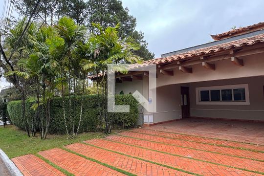 Fachada de casa de condomínio à venda com 3 quartos, 1100m² em Alphaville, Santana de Parnaíba