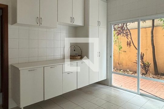 Área de Serviço de casa de condomínio à venda com 3 quartos, 1100m² em Alphaville, Santana de Parnaíba