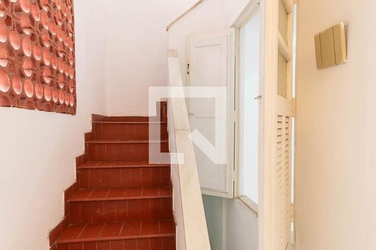 Hall (terceiro andar) de apartamento à venda com 5 quartos, 183m² em Vila Isabel, Rio de Janeiro