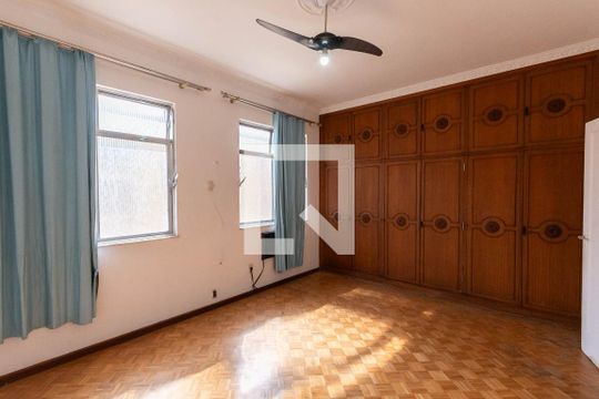 Quarto 1 (terceiro andar) de apartamento à venda com 5 quartos, 183m² em Vila Isabel, Rio de Janeiro