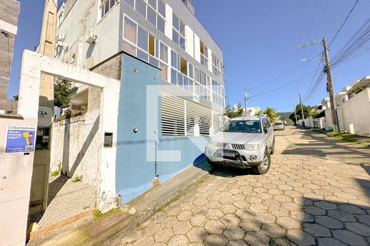 Vista da Rua de casa para alugar com 1 quarto, 40m² em Ingleses do Rio Vermelho, Florianópolis