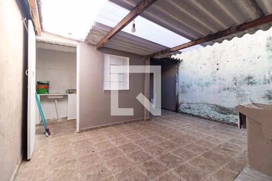 Quintal de casa à venda com 2 quartos, 125m² em Vila da Saúde, São Paulo