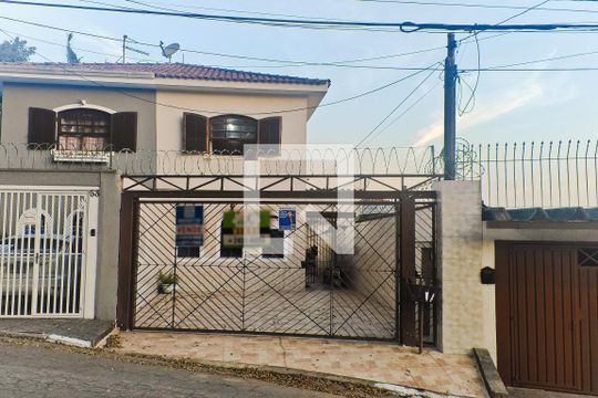 Fachada + placa de casa à venda com 5 quartos, 206m² em Jardim Peri, São Paulo
