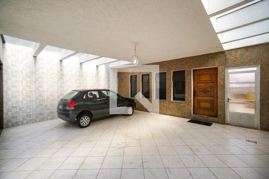Garagem de casa à venda com 4 quartos, 240m² em Vila Mafra, São Paulo